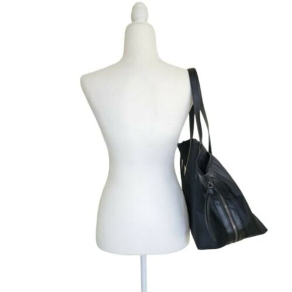 Botkier New York Bond Black Tote  Weekender Nylon Shoulder Bag carry-on Vacation - Picture 4 of 12